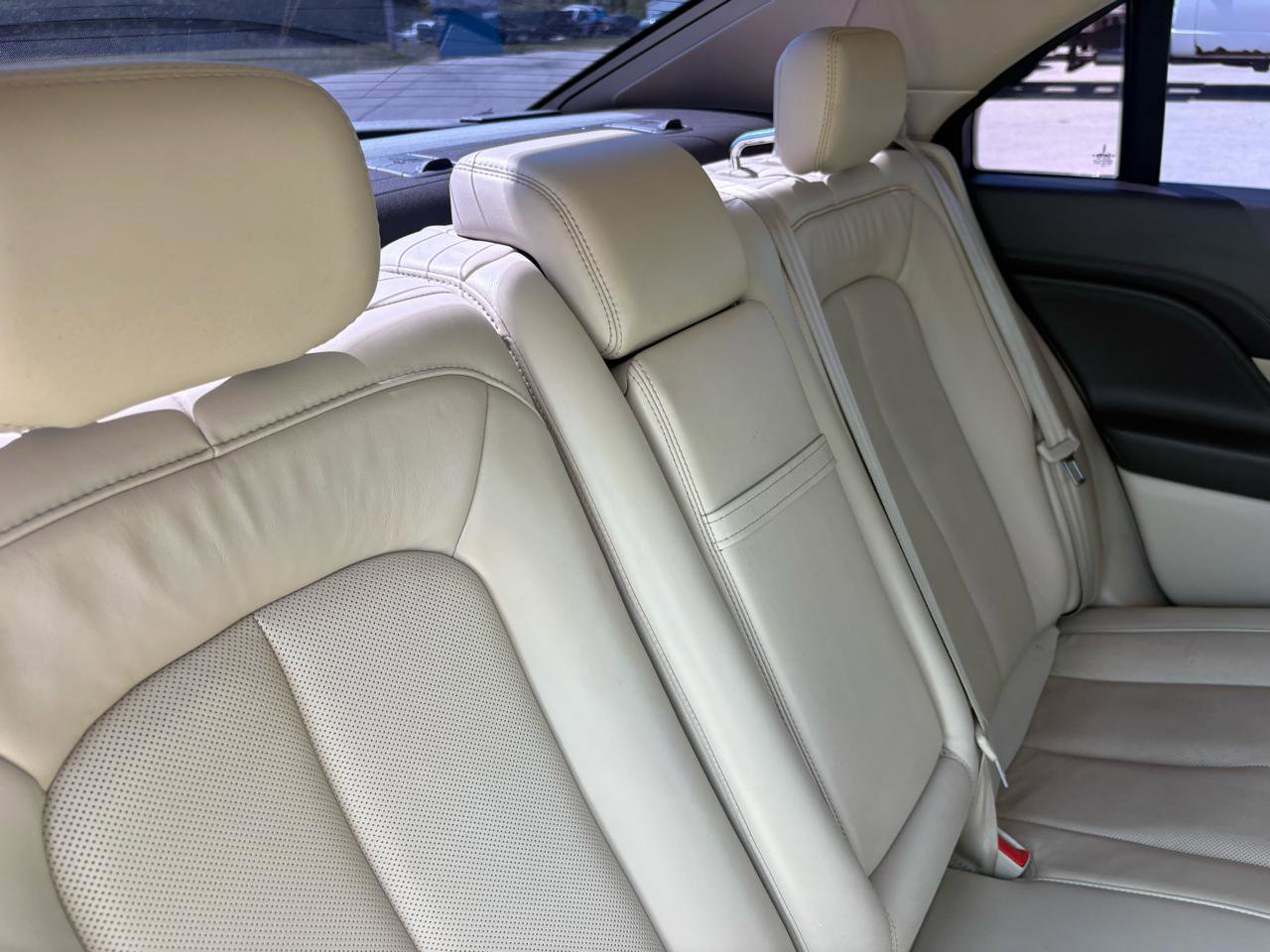 Used 2018 Lincoln Continental Reserve w/ Continental Climate Package AWD/4WD image 54