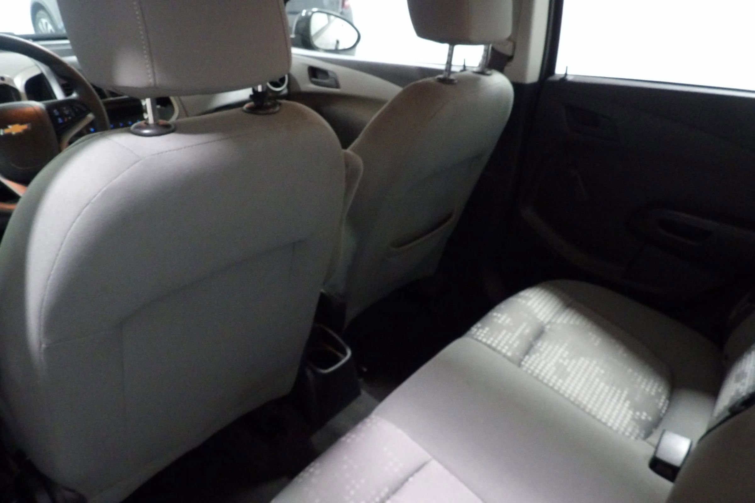 Used 2016 Chevrolet Sonic LS image 9