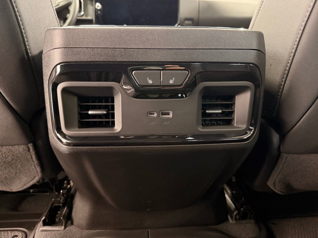 Used 2025 GMC Sierra 1500 AT4 w/ AT4 Premium Package AWD/4WD image 20