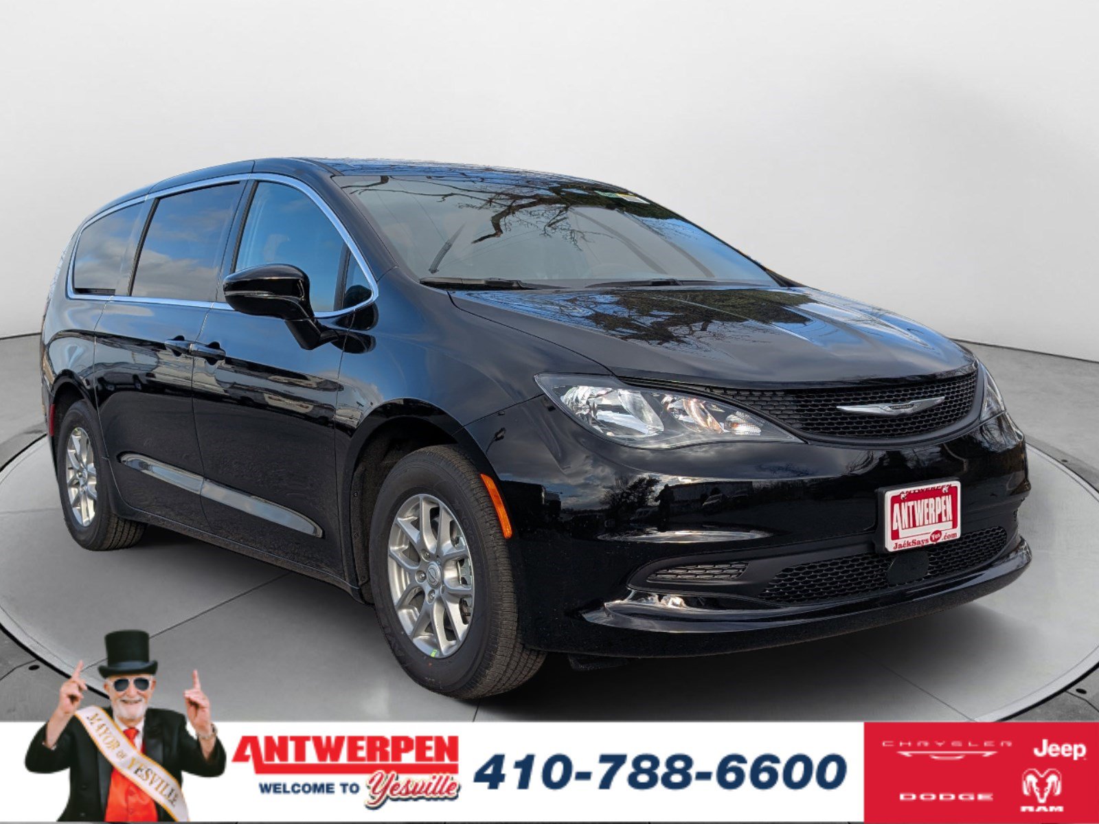 New 2026 Chrysler Voyager LX FWD image 1