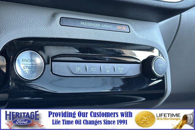 New 2025 Ford Escape SE w/ PHEV Premium Package image 18