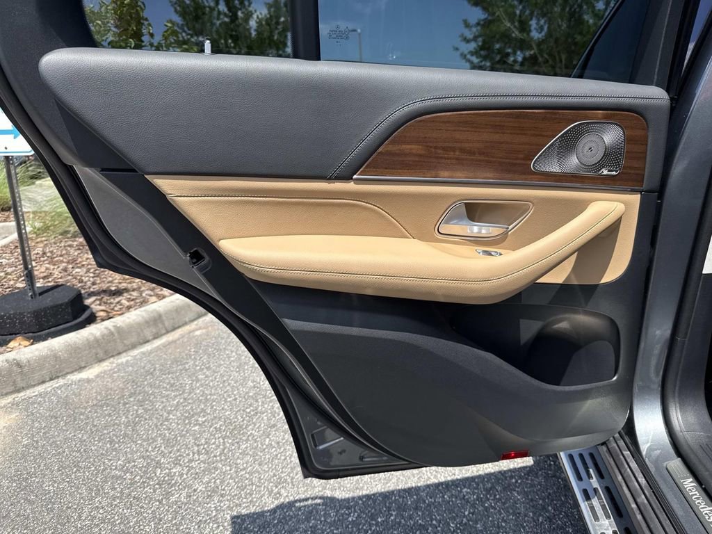 Used 2024 Mercedes-Benz GLE 350 4MATIC image 14