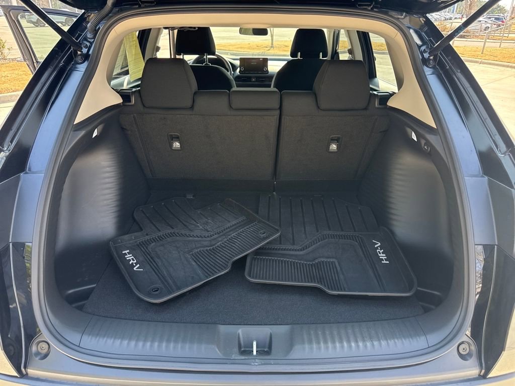 Used 2025 Honda HR-V LX image 27