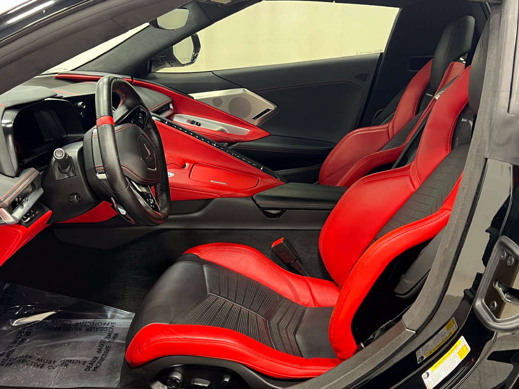 Used 2021 Chevrolet Corvette Stingray Premium Conv w/ Z51 Performance Package RWD image 13