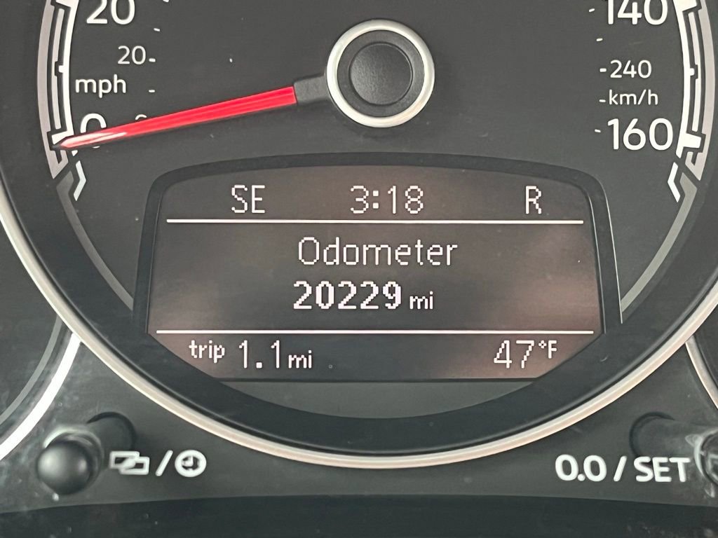 Used 2019 Volkswagen Beetle 2.0T Final Edition SEL FWD image 29