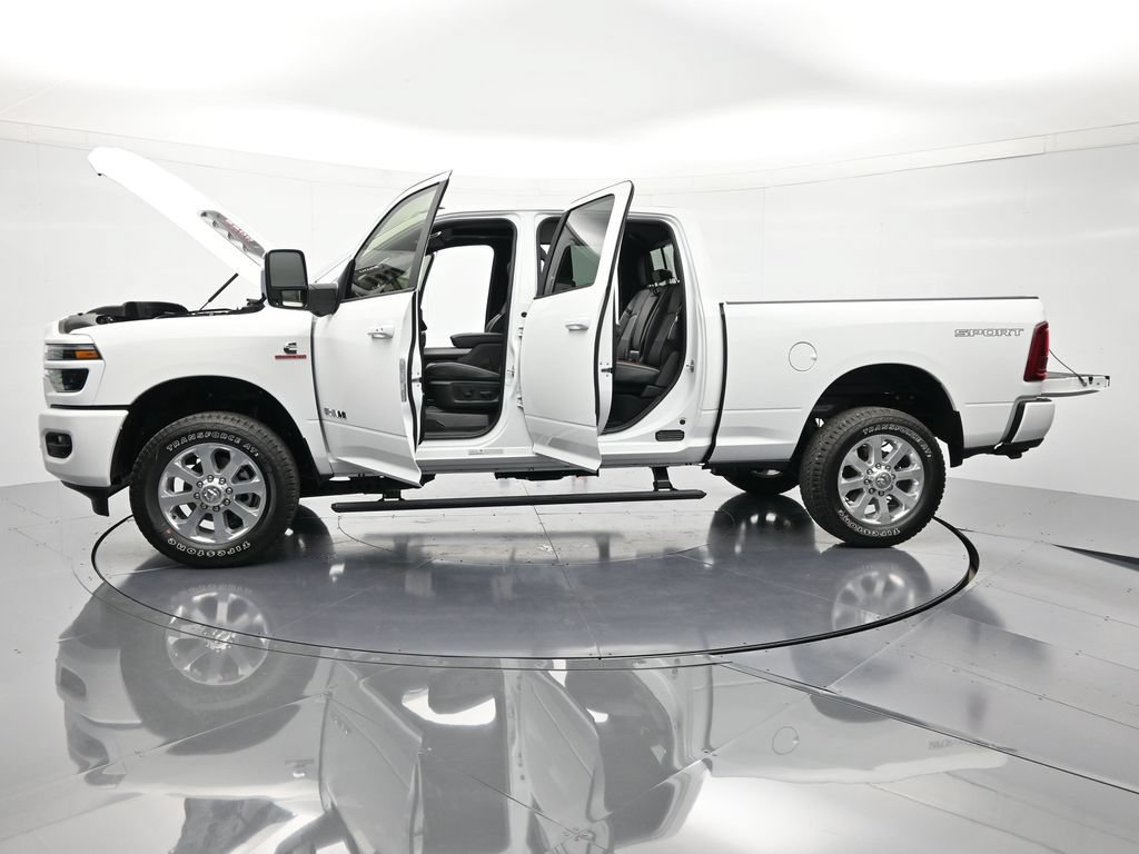 New 2026 RAM 2500 Laramie AWD/4WD image 48
