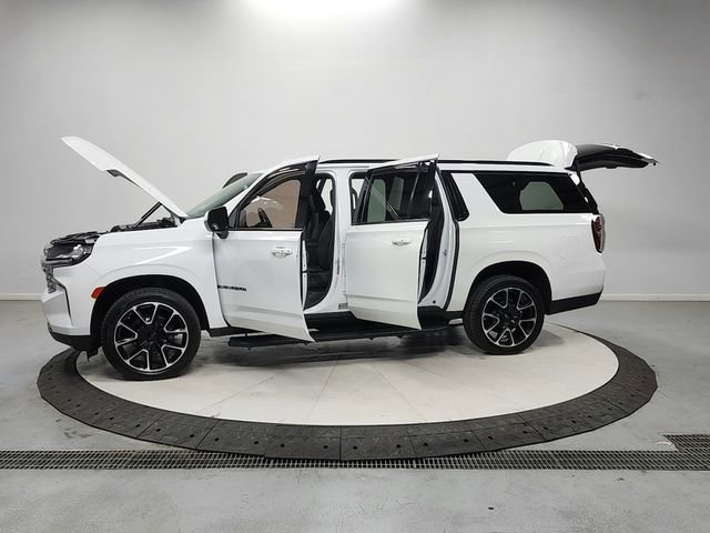 Used 2021 Chevrolet Suburban RST RWD image 12