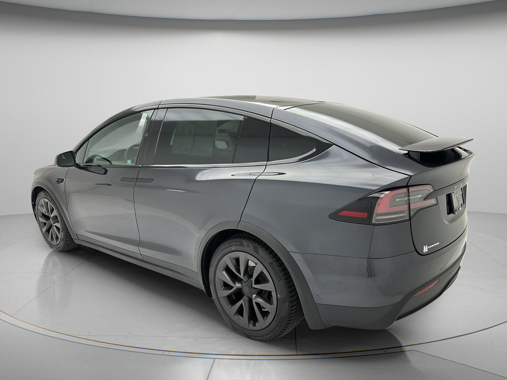 Used 2024 Tesla Model X AWD/4WD image 4
