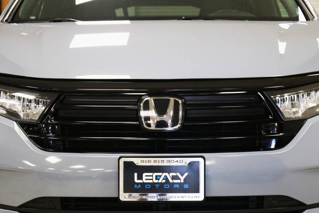 Used 2024 Honda Odyssey Sport image 95