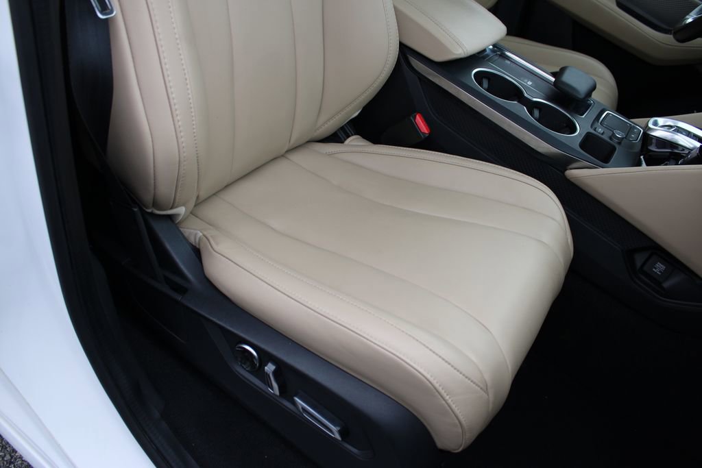 Used 2022 Acura MDX SH-AWD image 25