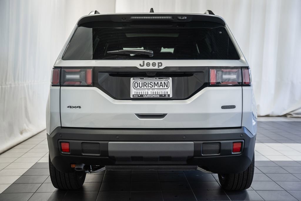 New 2026 Jeep Cherokee Overland image 5