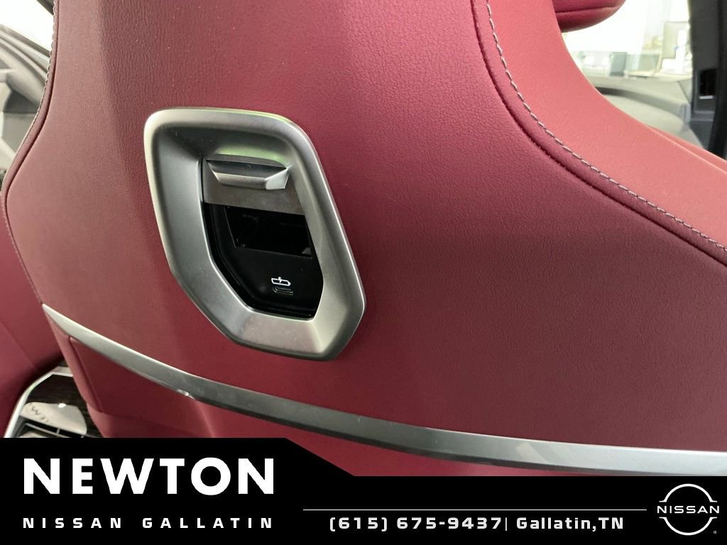 Used 2026 BMW 740i xDrive AWD/4WD image 20