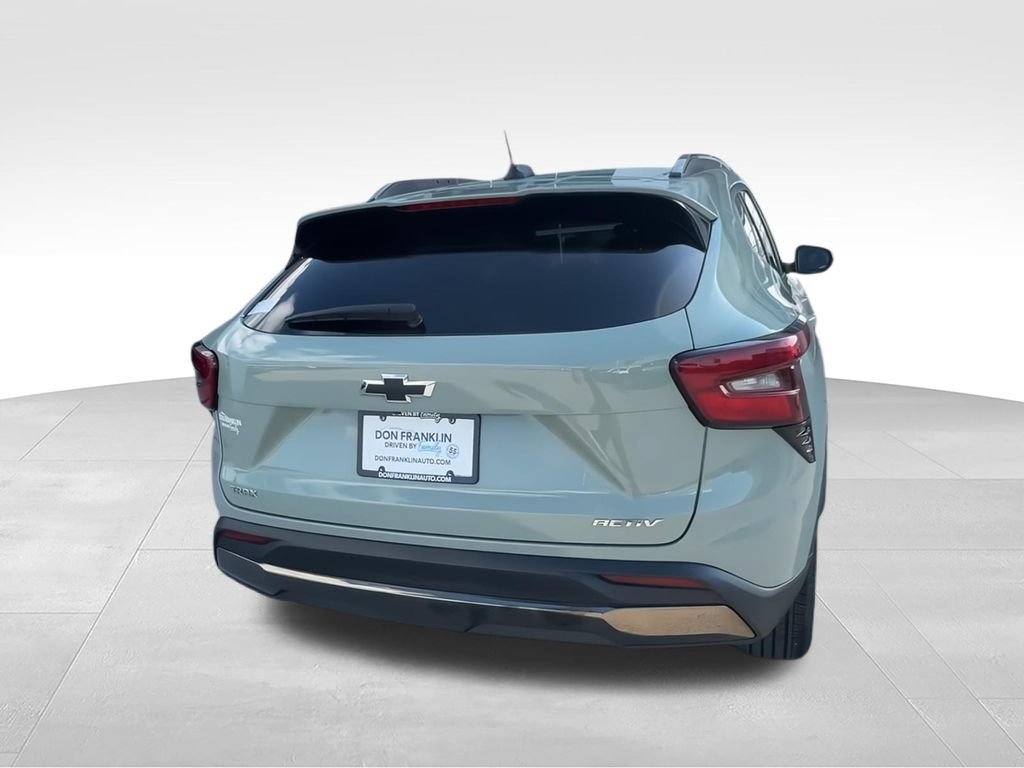 Used 2025 Chevrolet Trax ACTIV w/ Driver Confidence Package FWD image 7