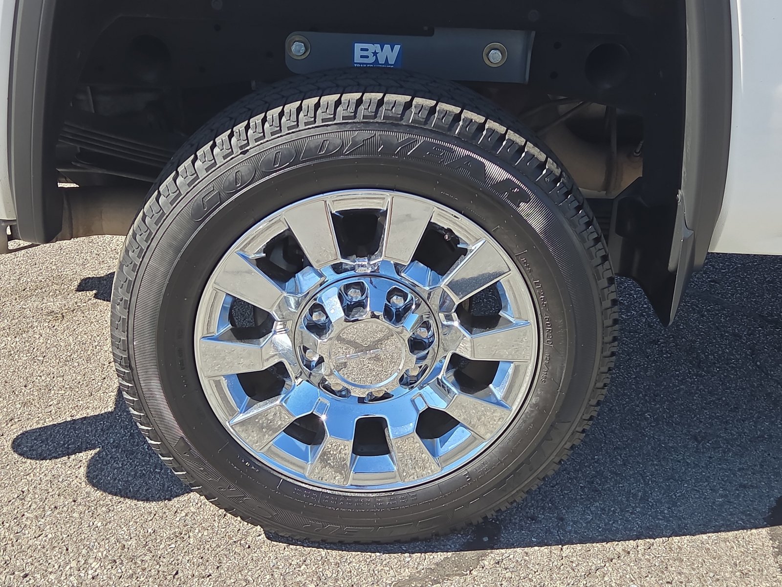 Used 2018 GMC Sierra 2500 Denali w/ Duramax Plus Package AWD/4WD image 17