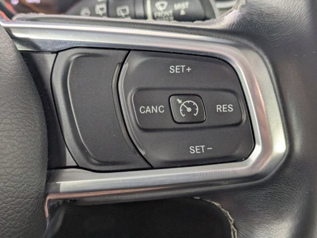 Used 2019 Jeep Wrangler Unlimited Sahara w/ Safety Group AWD/4WD image 13
