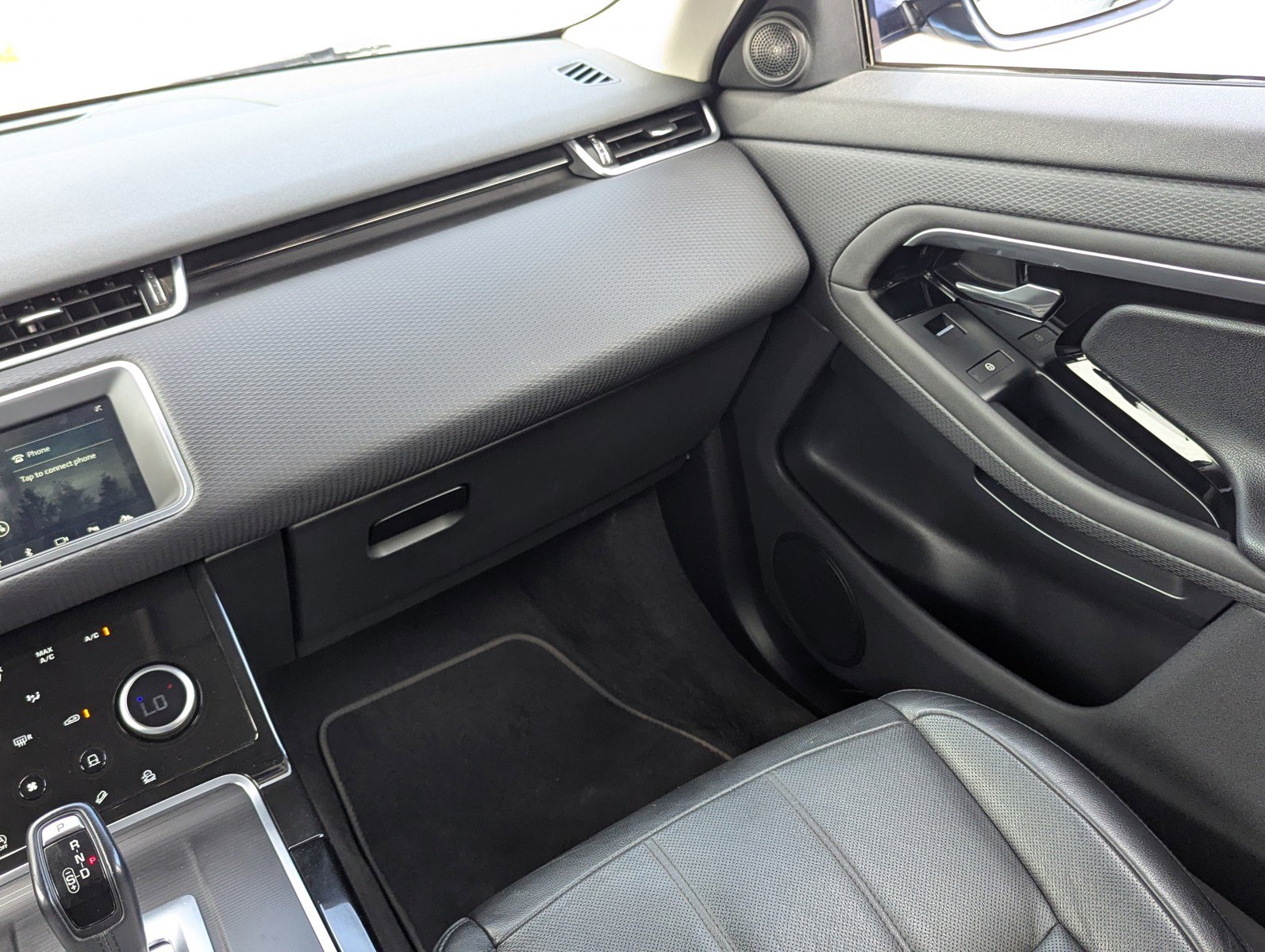 Used 2020 Land Rover Range Rover Evoque S image 18