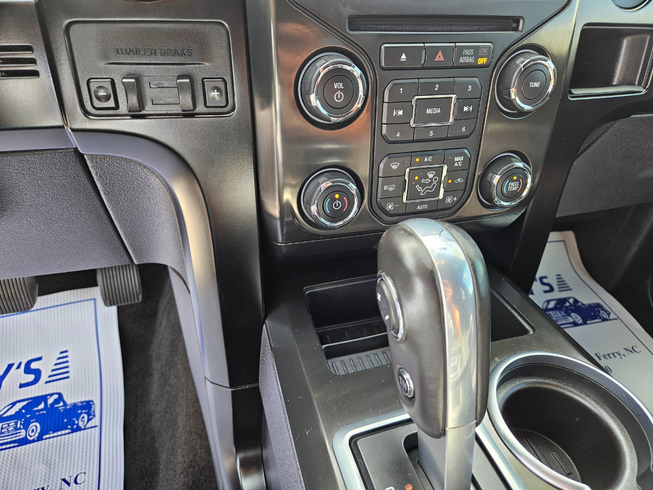Used 2014 Ford F150 FX4 w/ Equipment Group 402A Luxury image 21