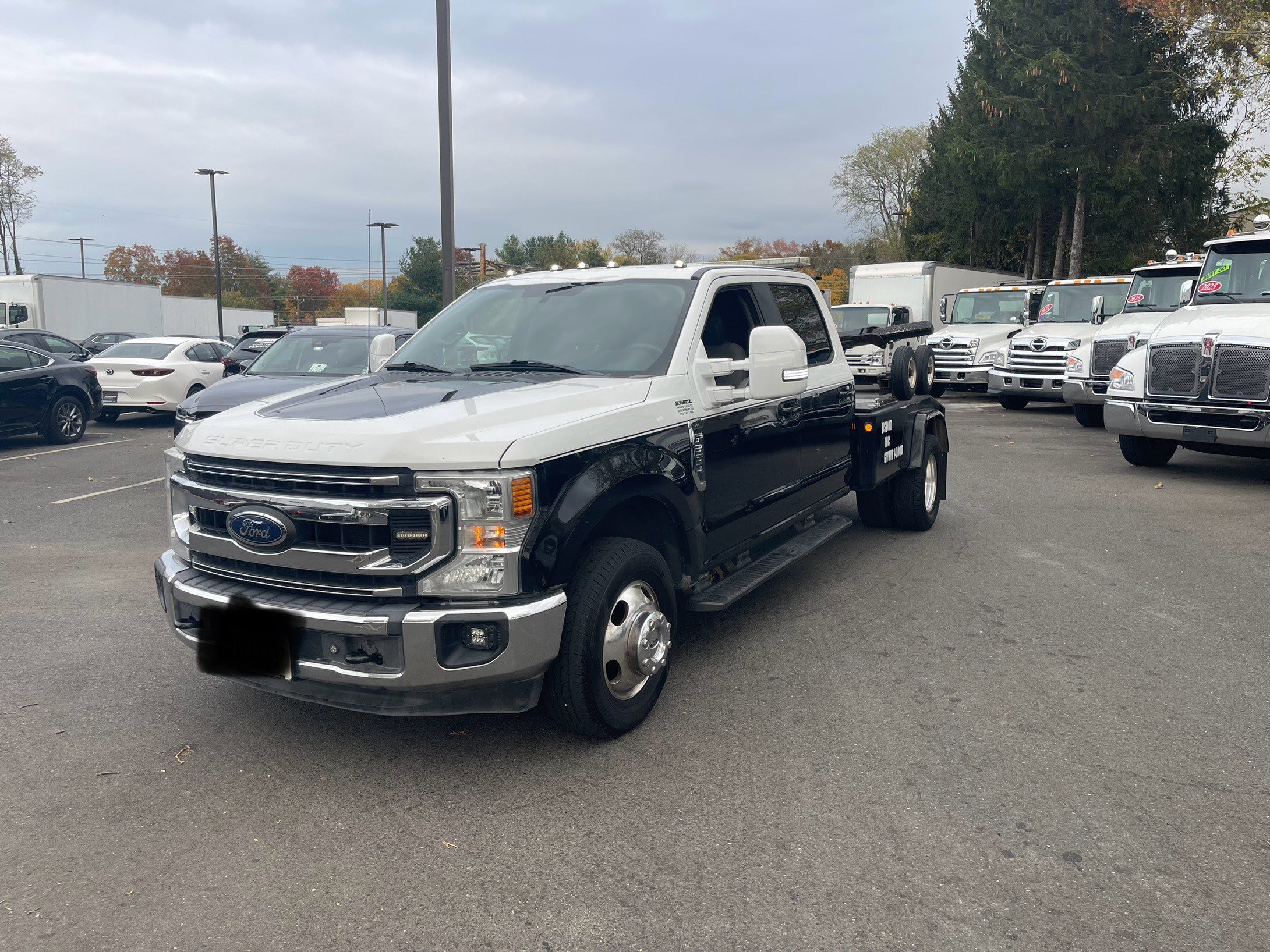 Used 2020 Ford F350 XL w/ Power Equipment Group image 2