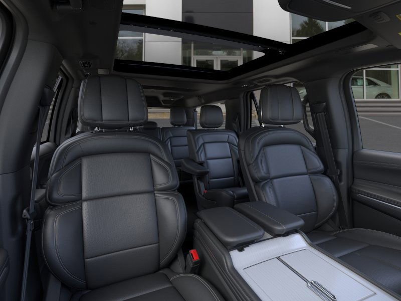 New 2025 Lincoln Navigator L Reserve image 10
