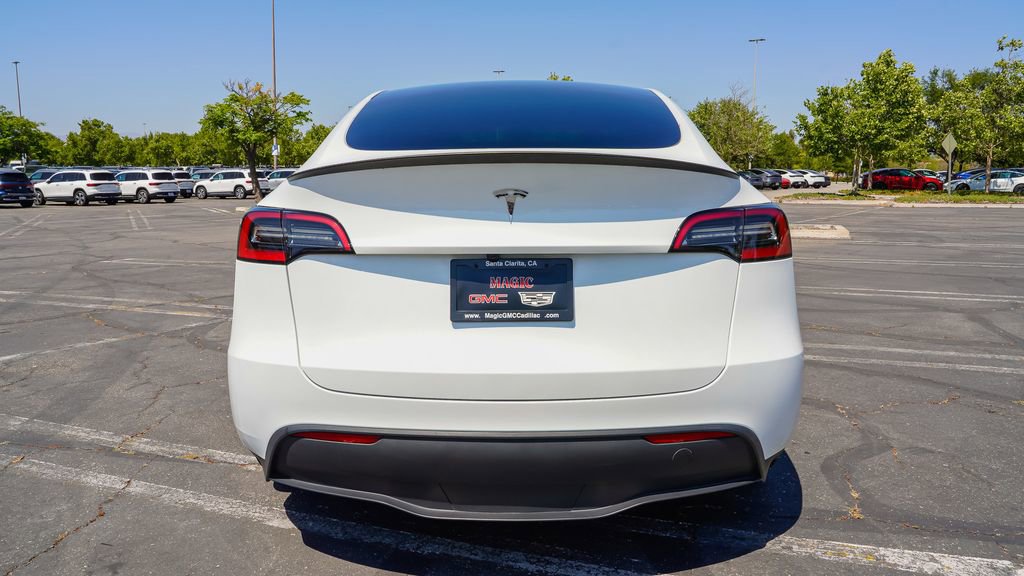 Used 2024 Tesla Model Y Performance AWD/4WD image 10