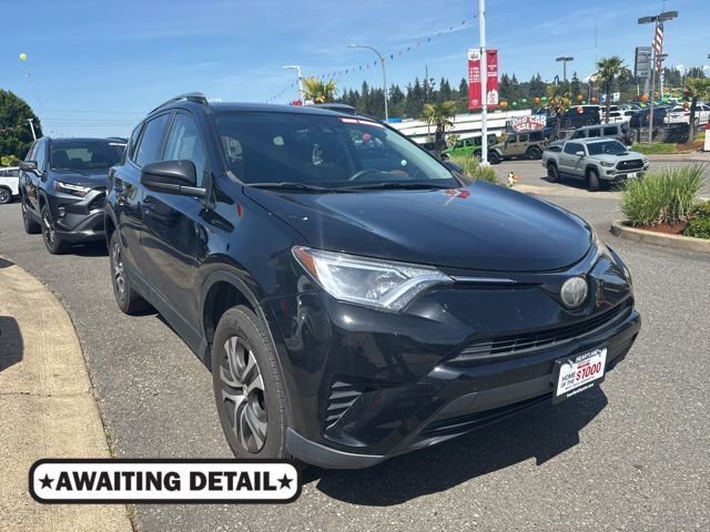 Used 2018 Toyota RAV4 LE w/ Carpet Mat Package FWD image 1