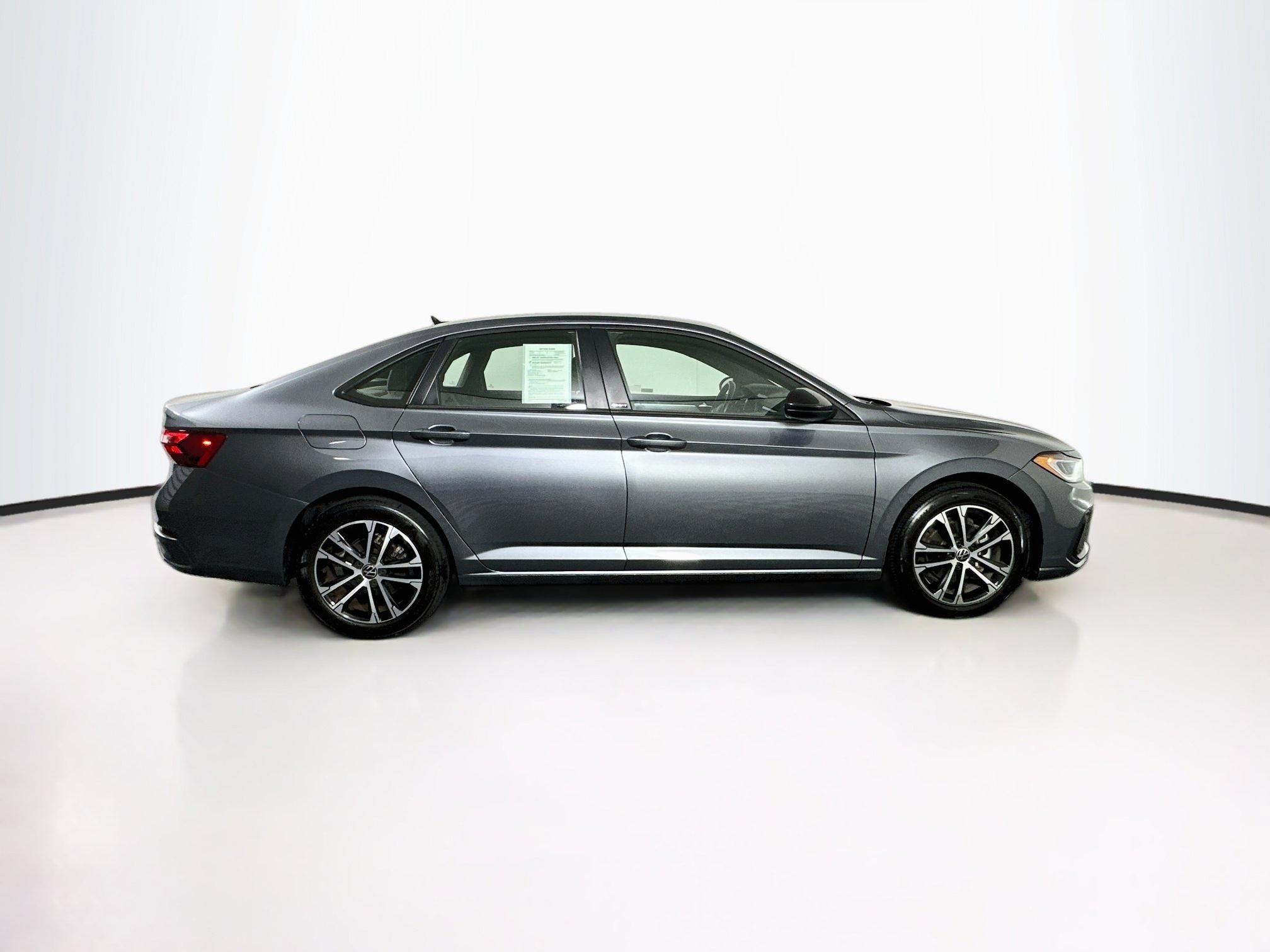 Used 2025 Volkswagen Jetta Sport FWD image 10