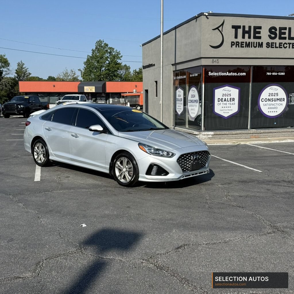 Used 2019 Hyundai Sonata Limited w/ Ultimate Package 04