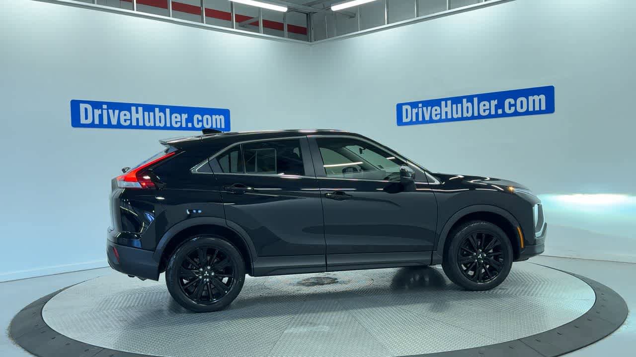 Used 2024 Mitsubishi Eclipse Cross LE AWD/4WD image 3