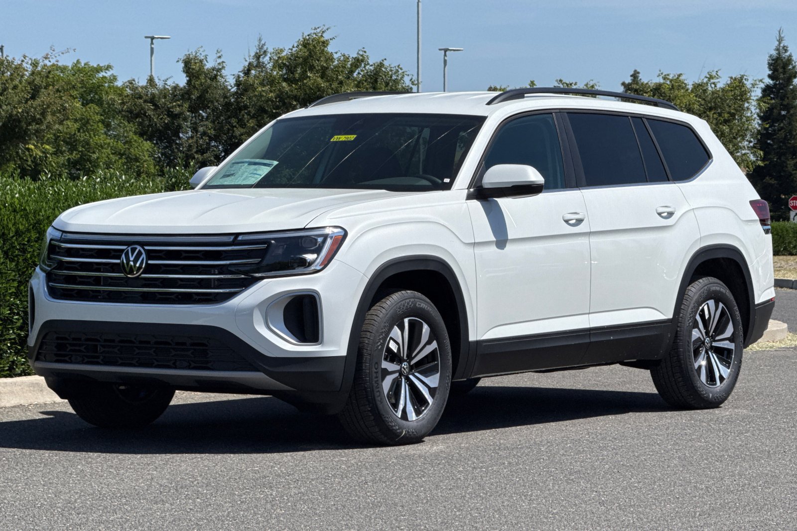New 2026 Volkswagen Atlas SE FWD image 8