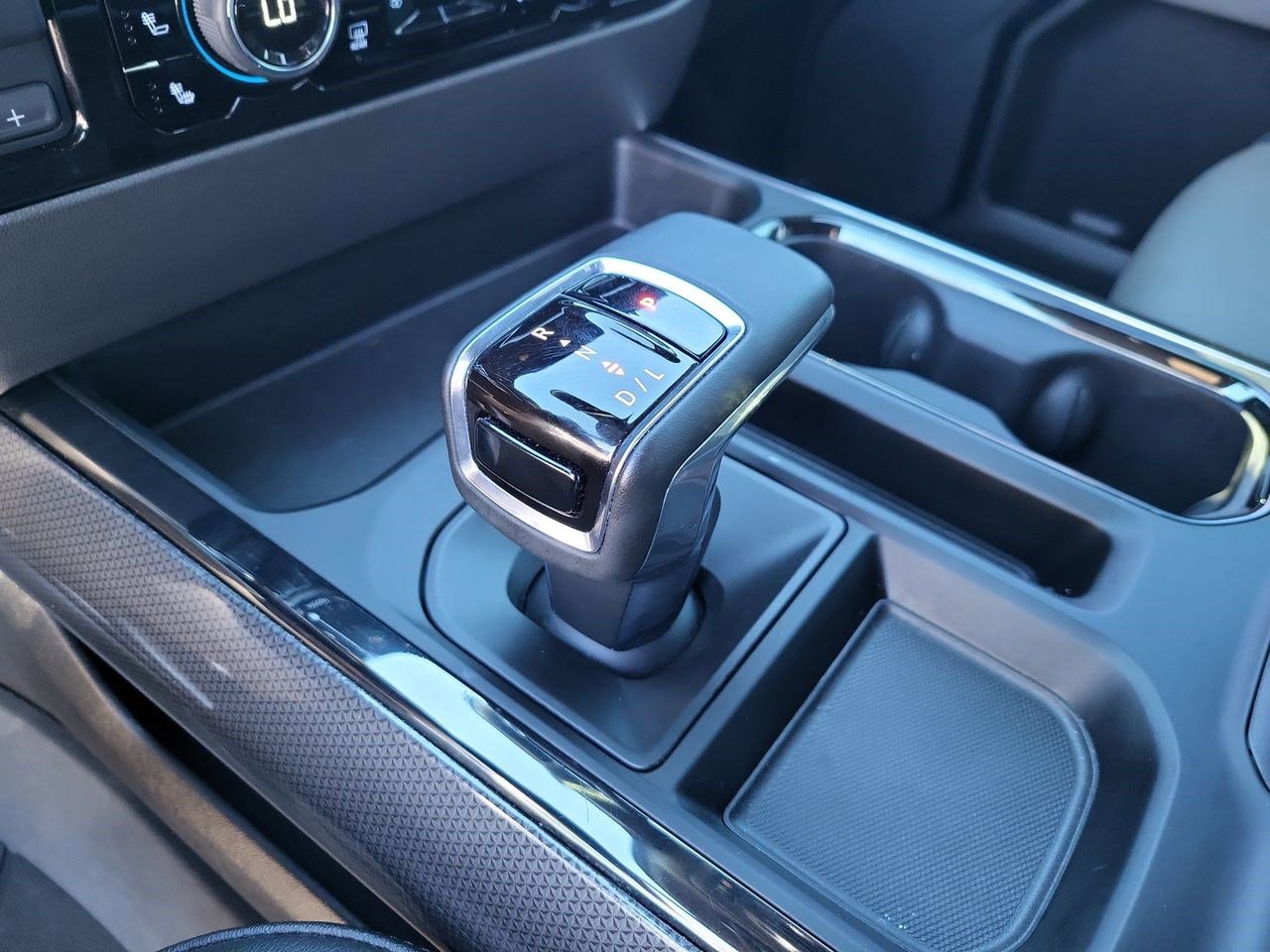 Used 2023 Chevrolet Silverado 1500 ZR2 w/ Technology Package image 20