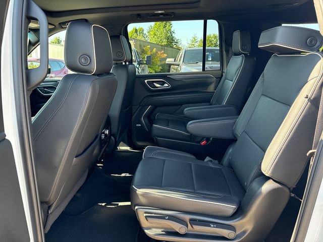 Used 2024 GMC Yukon XL SLT w/ SLT Luxury Package AWD/4WD image 21