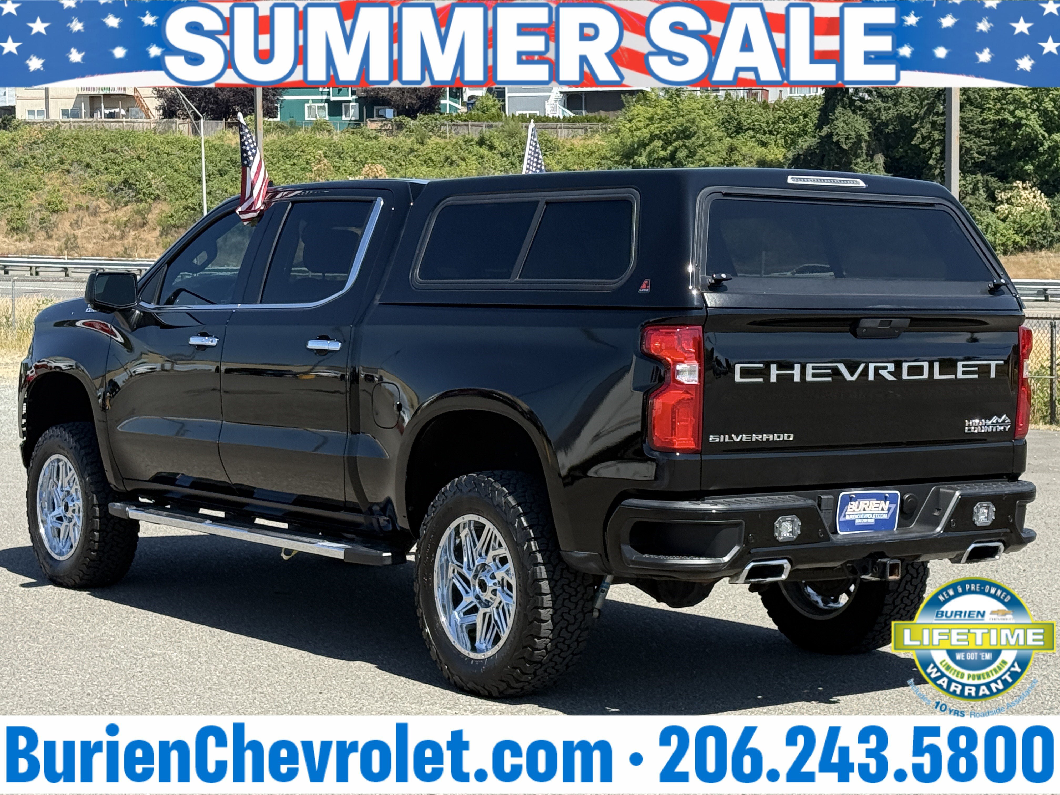 Used 2020 Chevrolet Silverado 1500 High Country w/ Technology Package AWD/4WD image 3