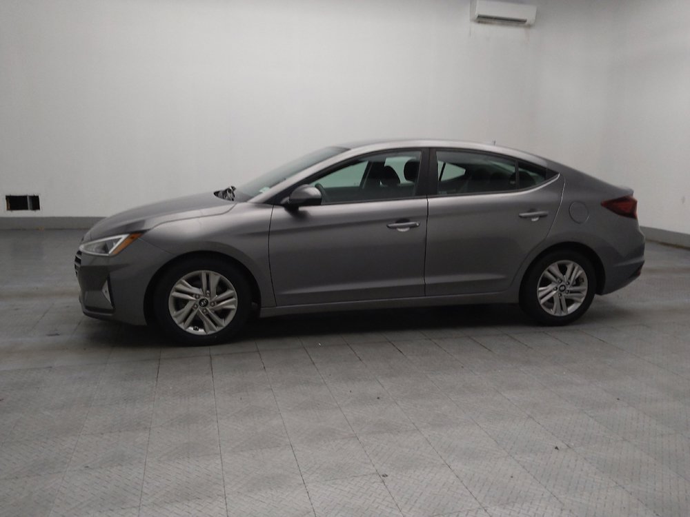 Used 2020 Hyundai Elantra SEL w/ Cargo Package (C1) FWD image 2