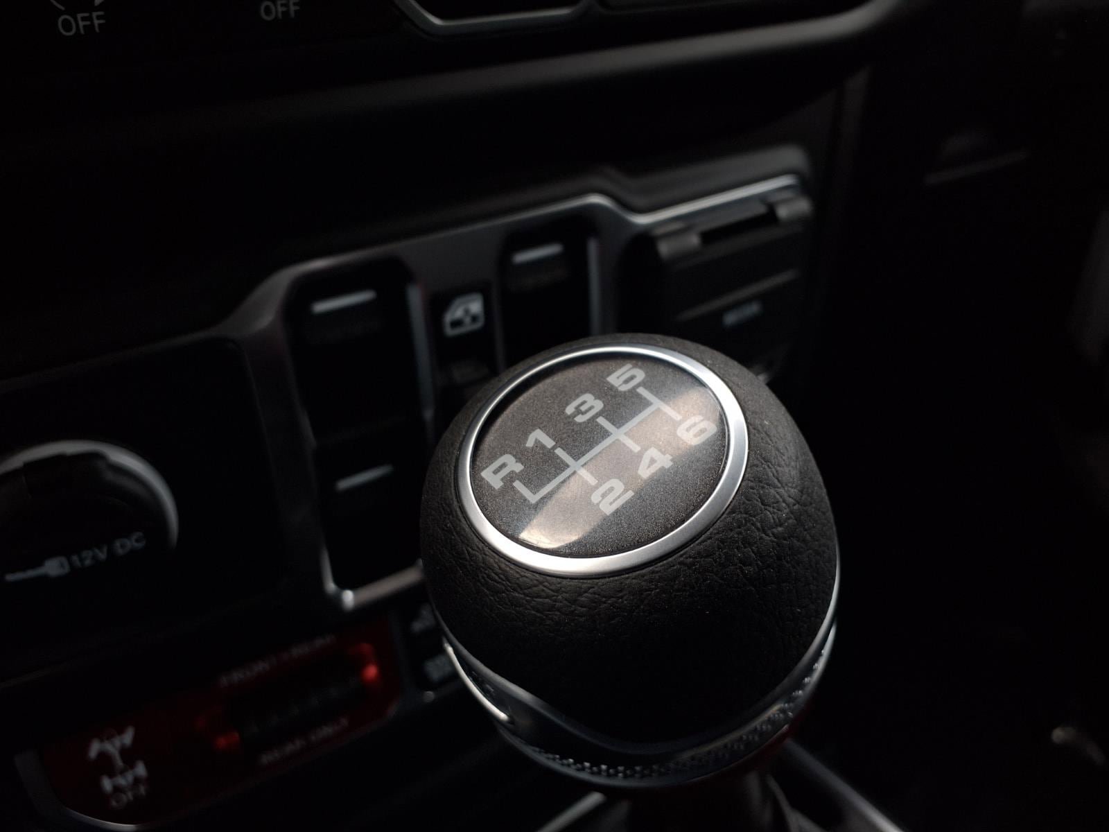 Used 2022 Jeep Wrangler Unlimited Rubicon AWD/4WD image 18