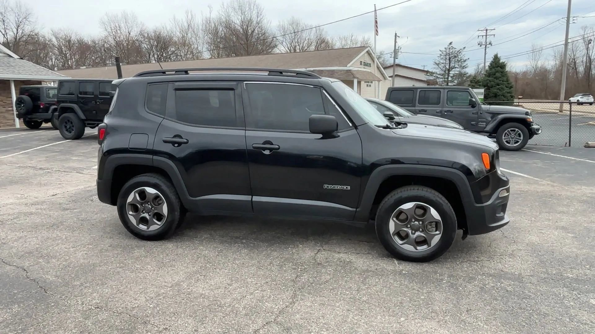 Used 2017 Jeep Renegade Sport w/ Power & Air Group image 9