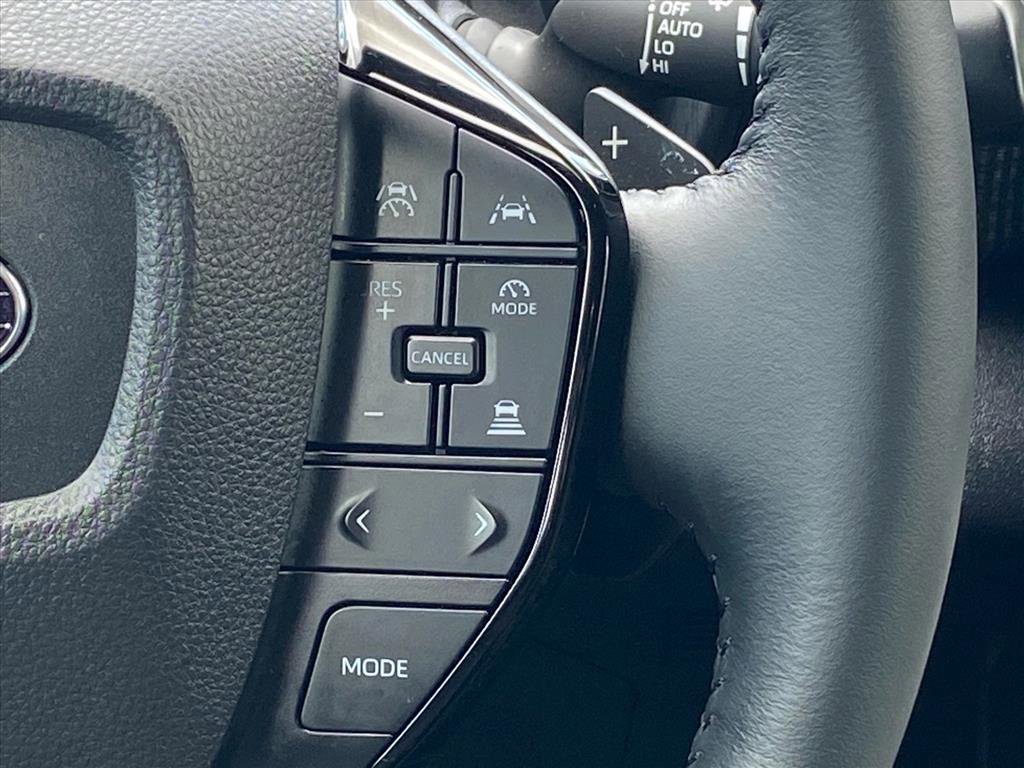Used 2024 Subaru Solterra AWD/4WD image 8