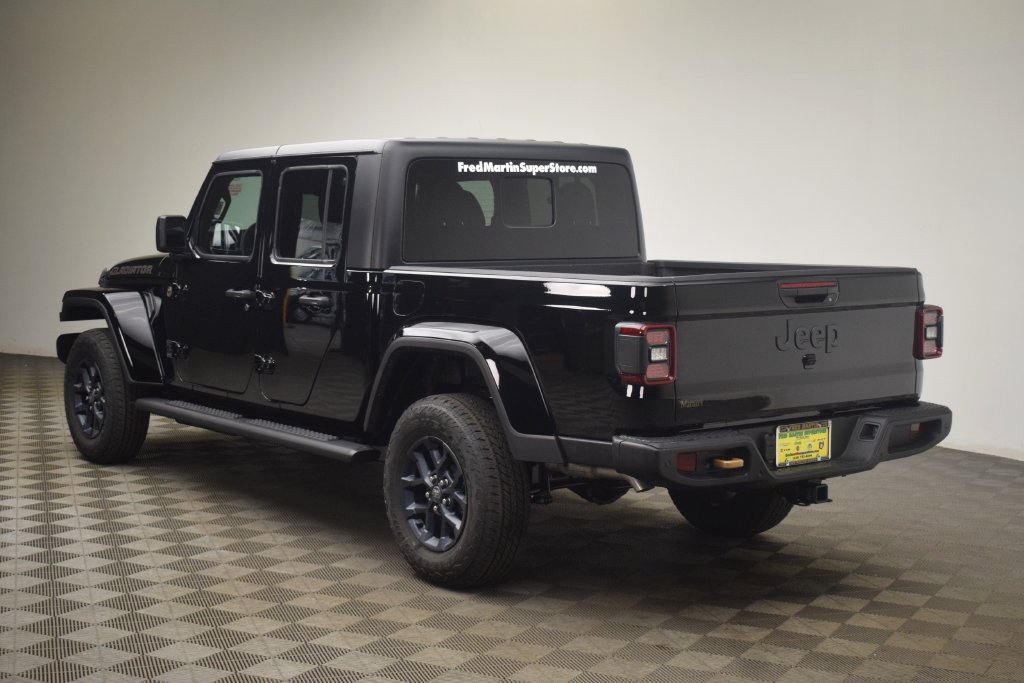 New 2026 Jeep Gladiator Sport AWD/4WD image 12