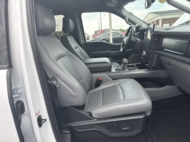 Used 2025 Ford F150 Lightning Flash AWD/4WD image 28