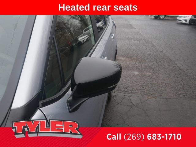 Used 2025 Subaru Forester Touring AWD/4WD image 11