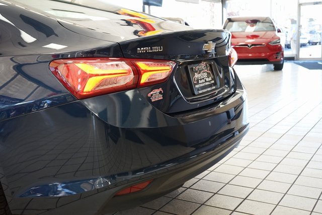 Used 2022 Chevrolet Malibu LT image 13