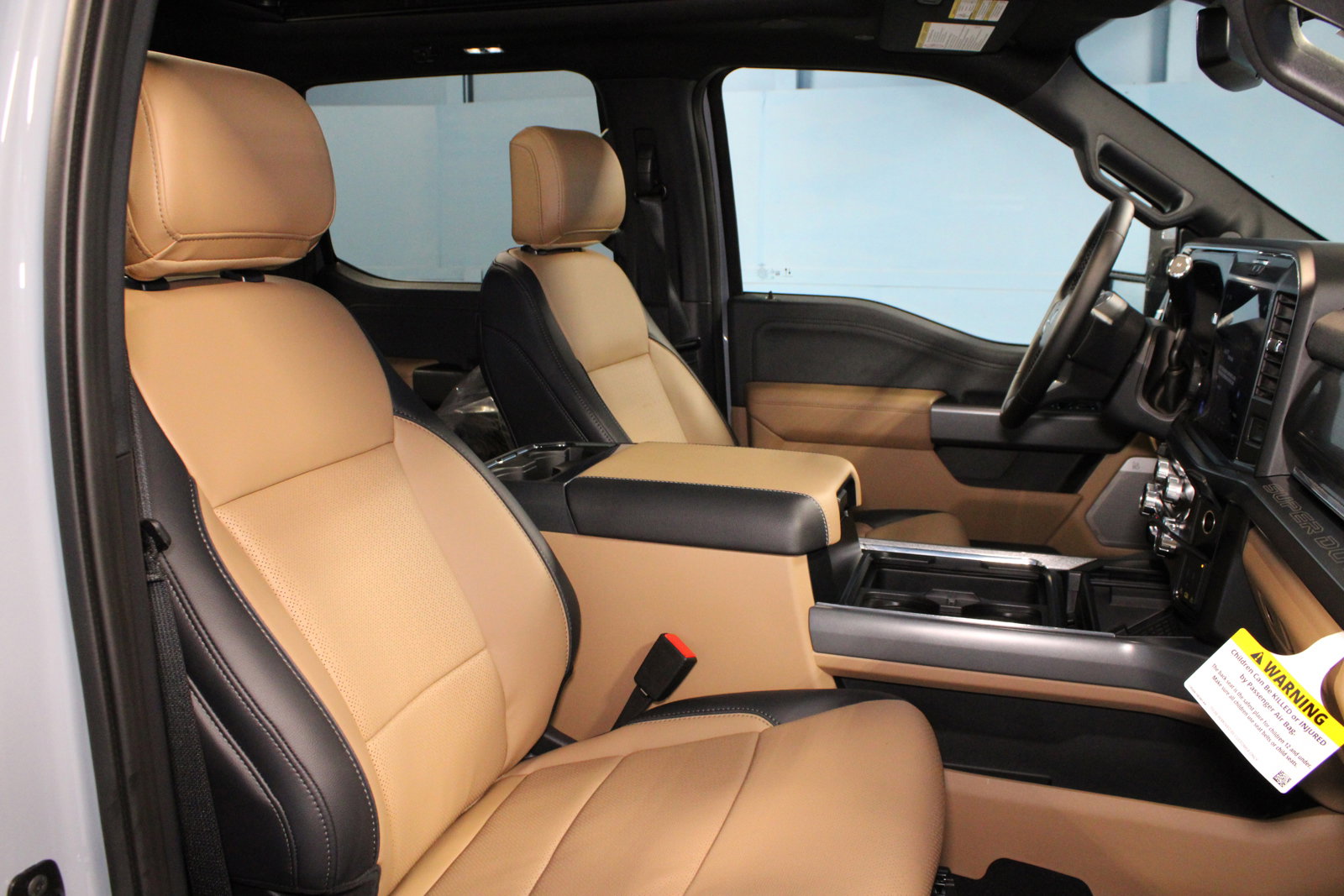 New 2025 Ford F350 Lariat w/ Lariat Ultimate Package image 22