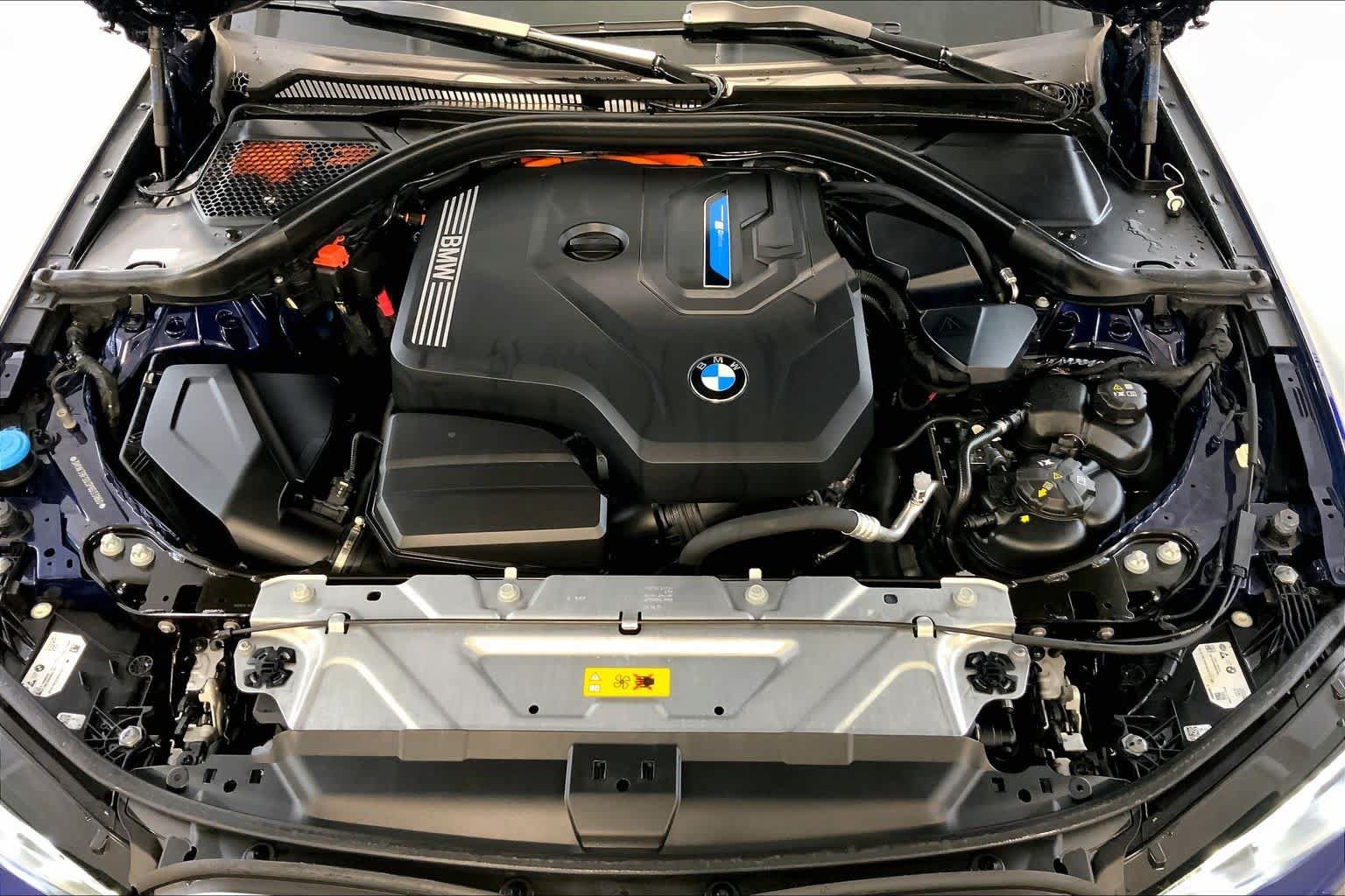 Certified 2023 BMW 330e xDrive w/ Premium Package AWD/4WD image 30
