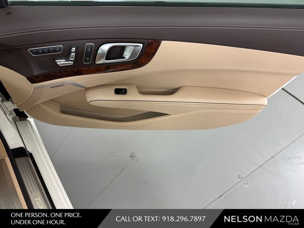 Used 2014 Mercedes-Benz SL 550 image 38