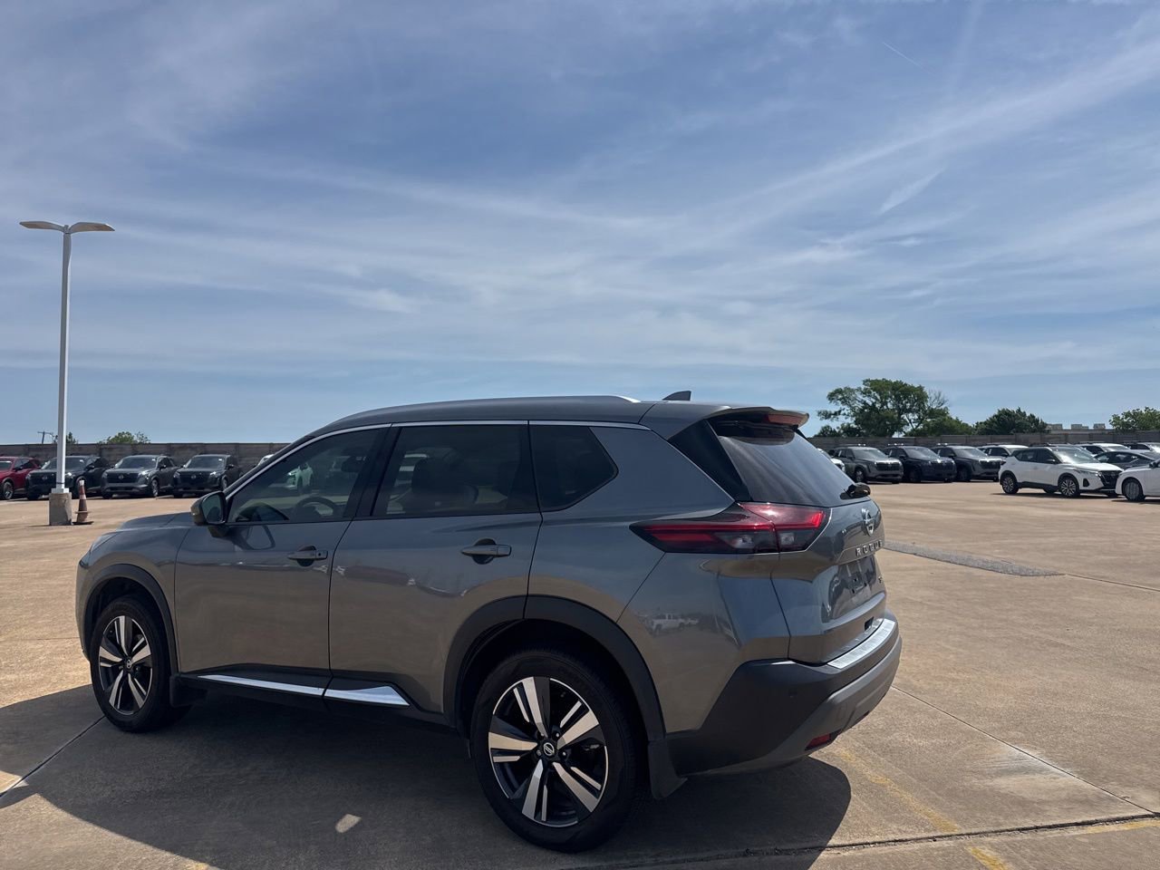 Certified 2021 Nissan Rogue SL FWD image 11