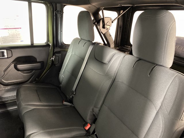 Used 2022 Jeep Wrangler Unlimited Sport AWD/4WD image 32