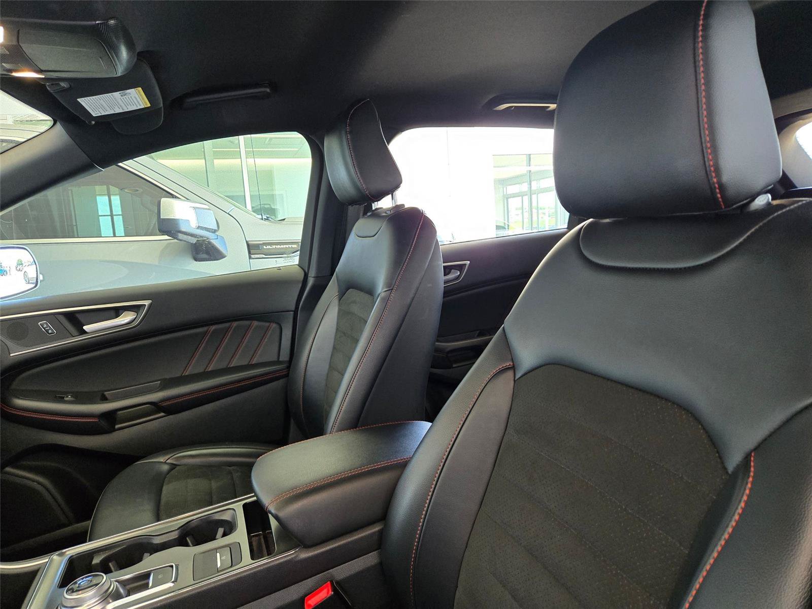 Used 2023 Ford Edge ST-Line AWD/4WD image 25
