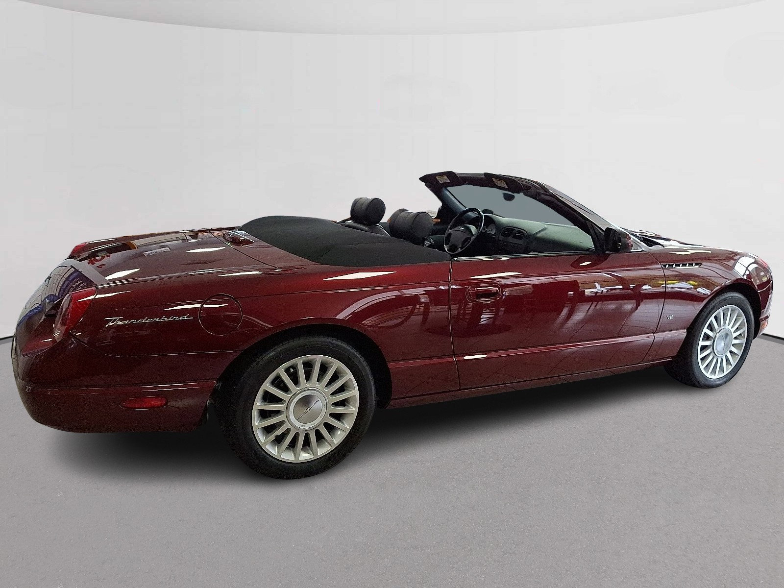 Used 2004 Ford Thunderbird image 12