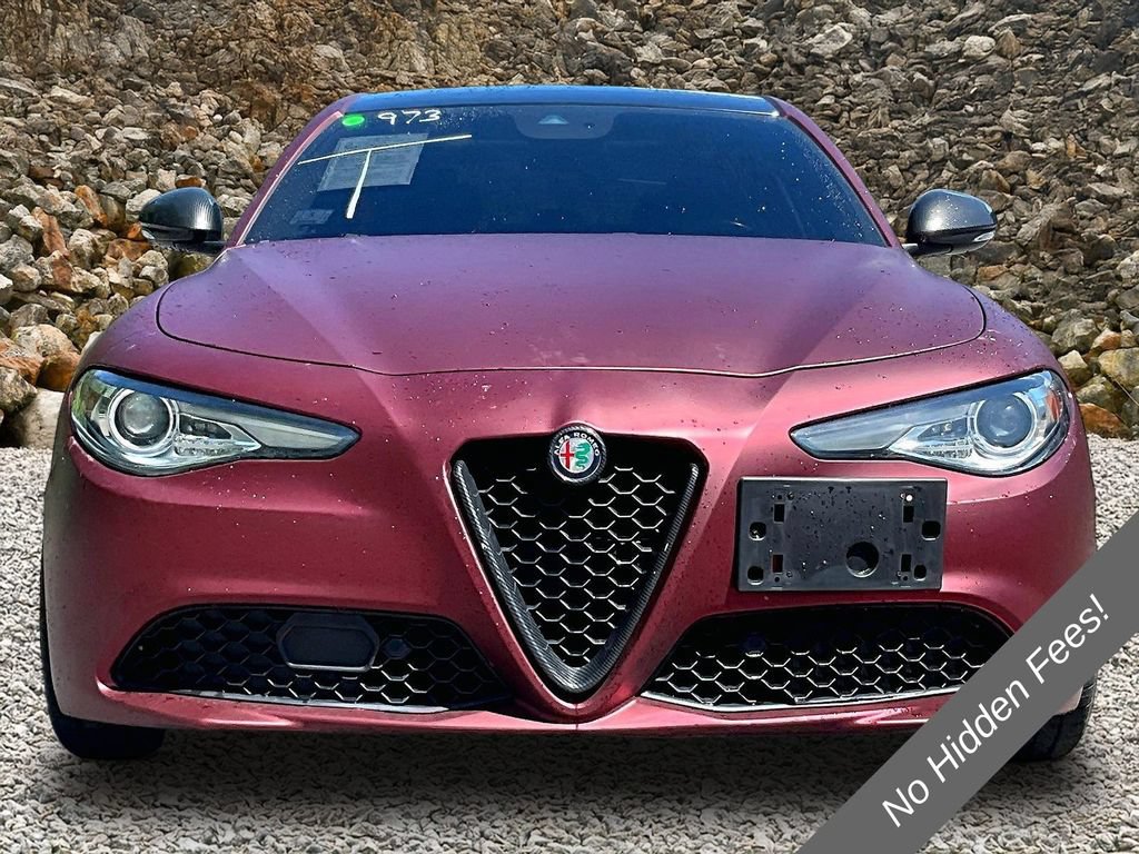 Used 2018 Alfa Romeo Giulia Ti w/ Quick Order Package 22X Lusso AWD/4WD image 3