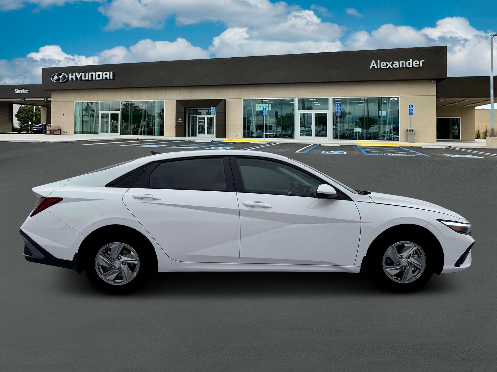New 2026 Hyundai Elantra SE image 9