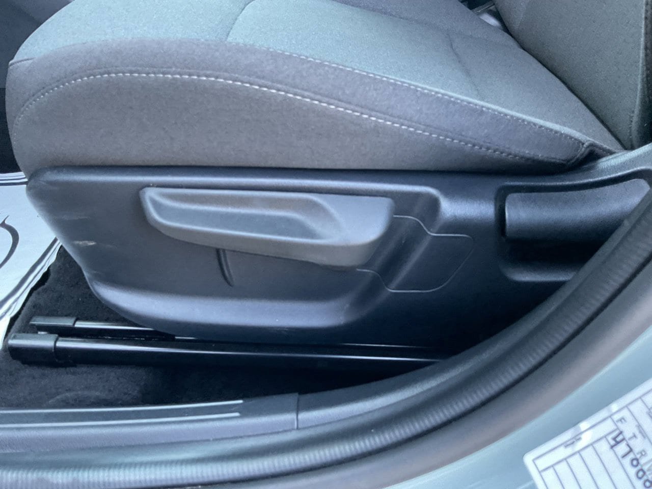 Used 2025 Kia K4 FWD image 9